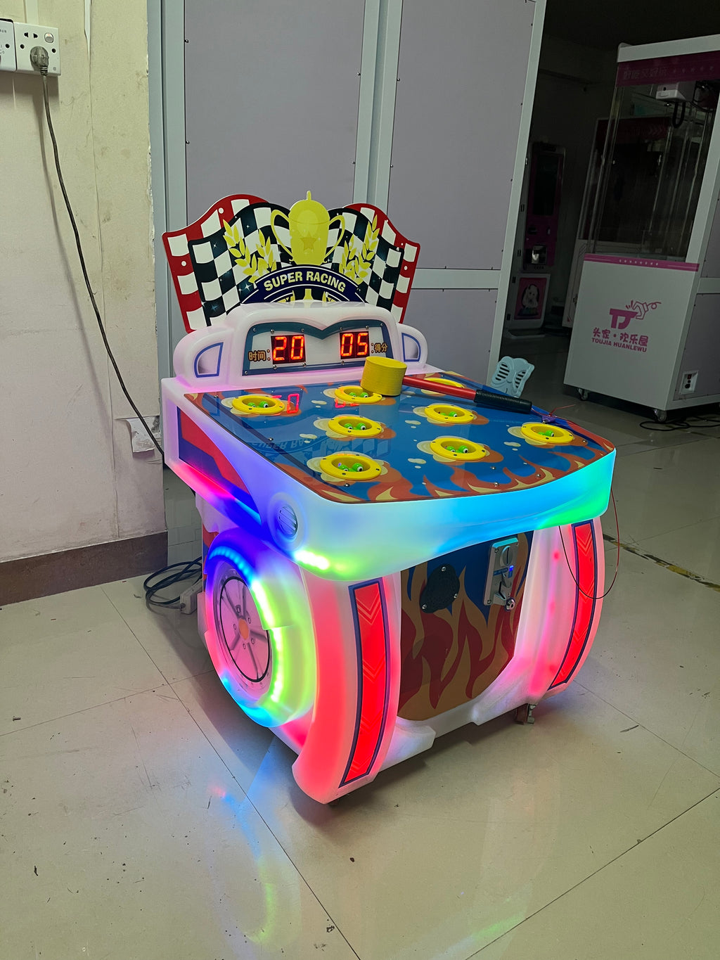 Vibrant Color Whac A Mole Machine Large Scale Commercial Coin Operated Whac A Mole Game for Children