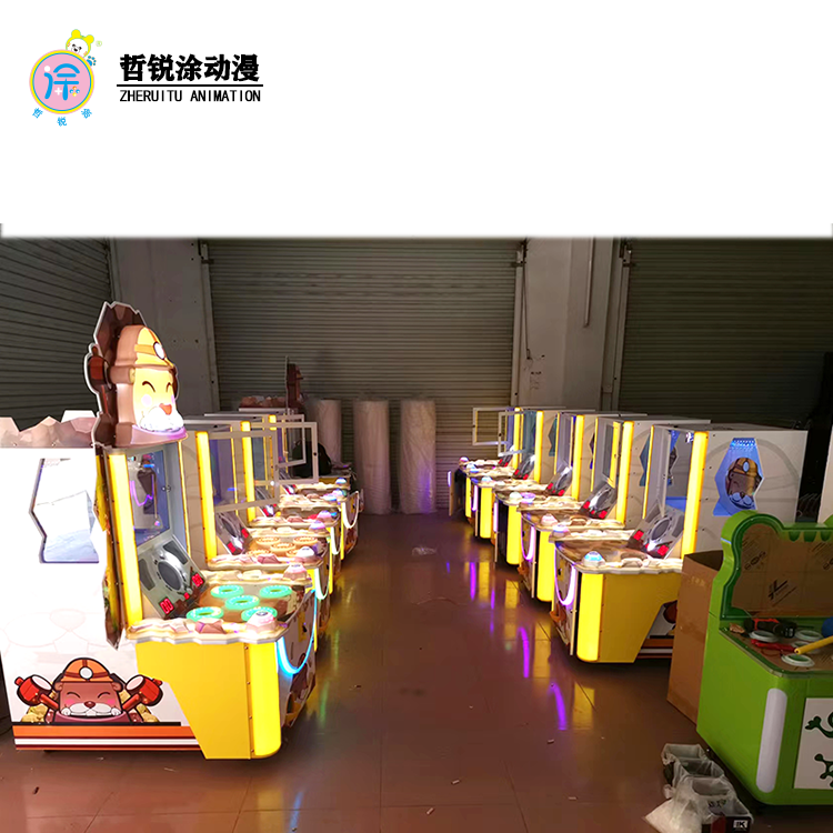The deluxe gift version of the Whack a Mole parent child game machine is available and there is a gashapon gift arcade