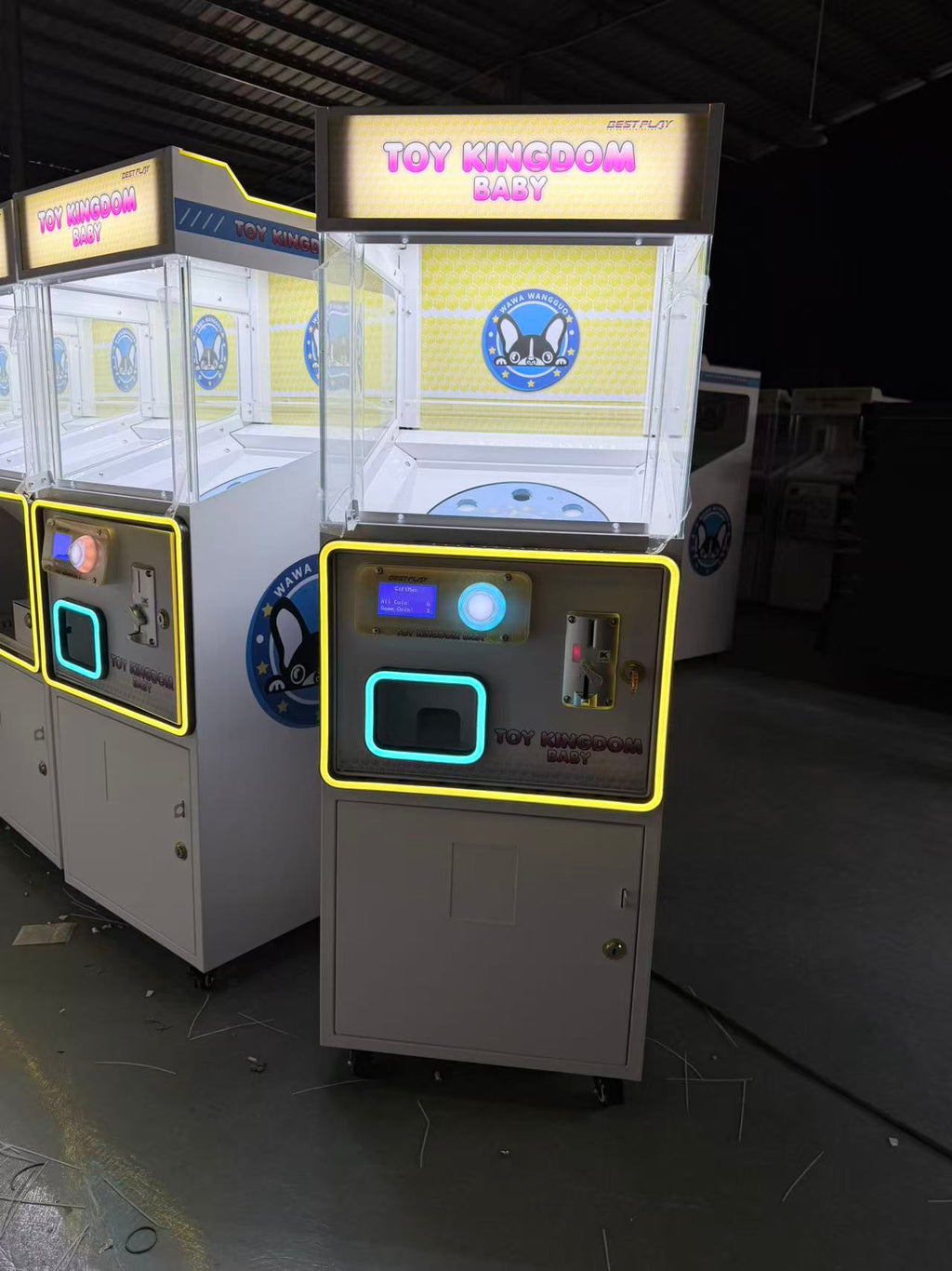 Gachapon machine commercial gift machine figure toy video game arcade equipment game console