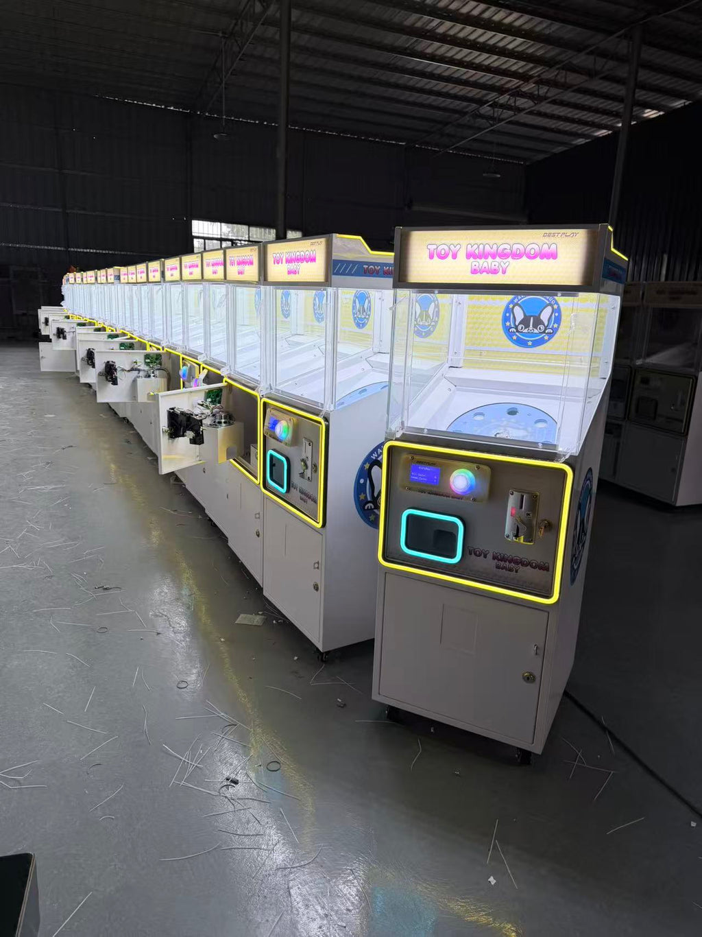 Gachapon machine commercial gift machine figure toy video game arcade equipment game console