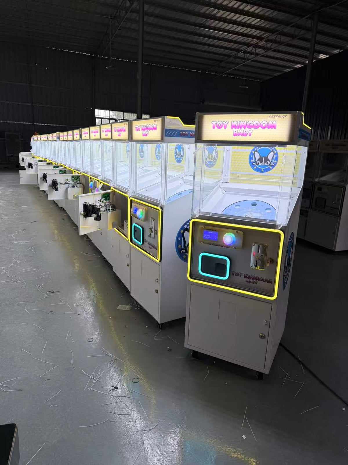 Gachapon machine commercial gift machine figure toy video game arcade equipment game console