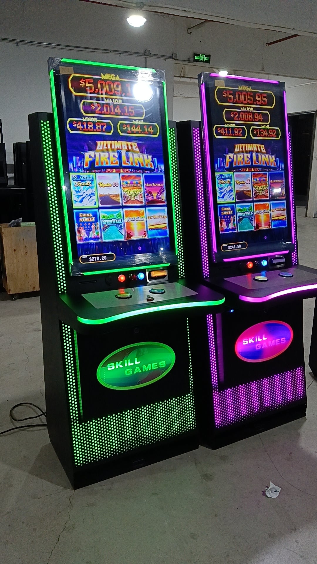 Coin operated arcade game cabinet amusement game machine