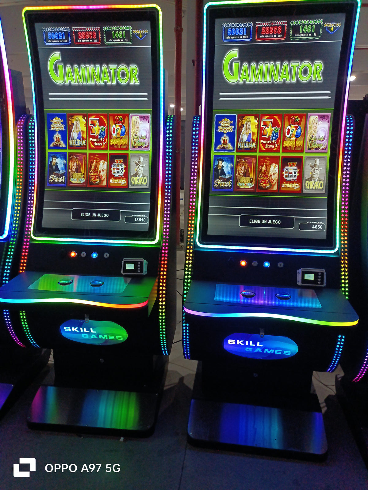 Coin operated arcade game cabinet amusement game machine